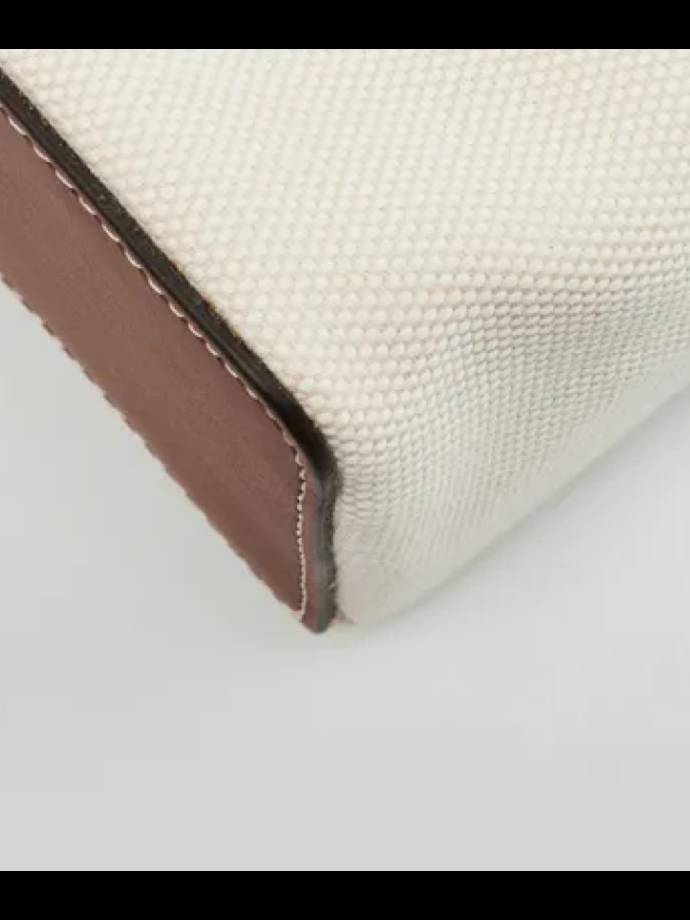 Burberry Cream Canvas & Brown Leather Logo Shoulder Bag - Picture 3 of 7